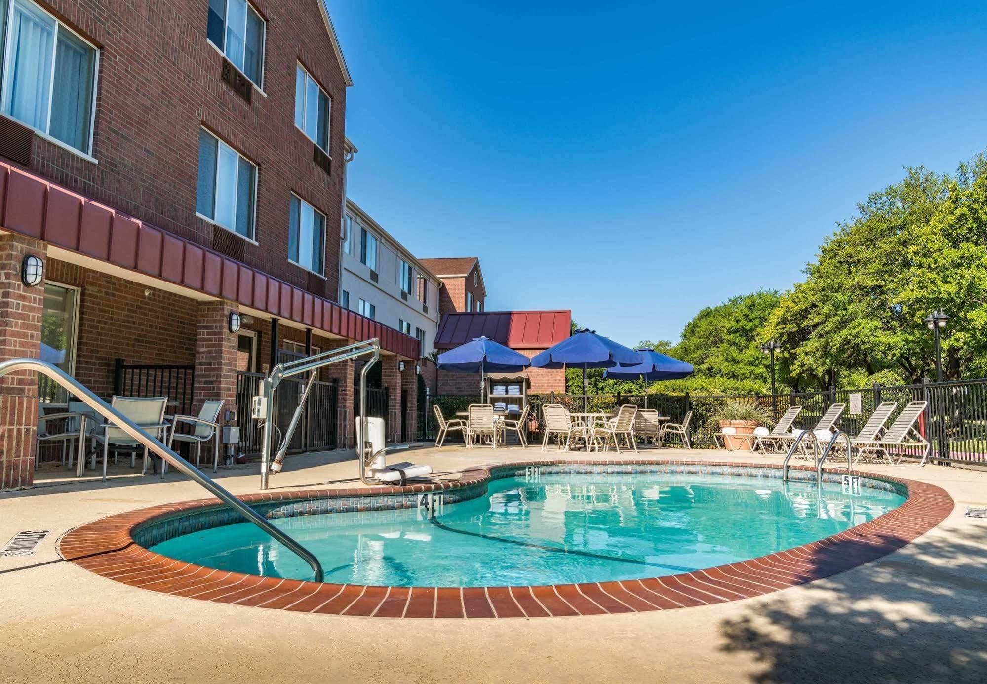 Springhill Suites Dallas Arlington North Екстер'єр фото