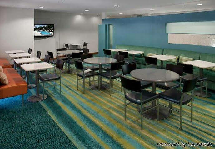 Springhill Suites Dallas Arlington North Екстер'єр фото